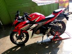 HONDA CBR 150R